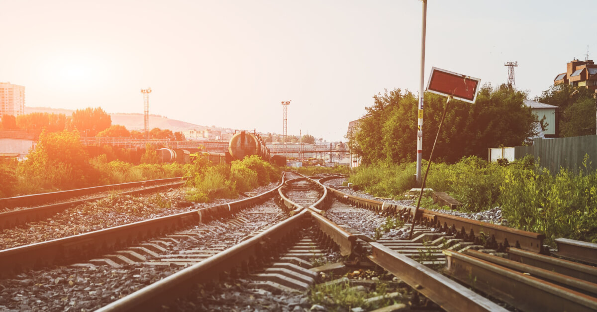 train tracks merging